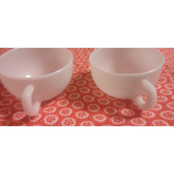 (2) Vintage Hazel Atlas White Milk Glass Coffee Tea Cups - Picture 2 of 9